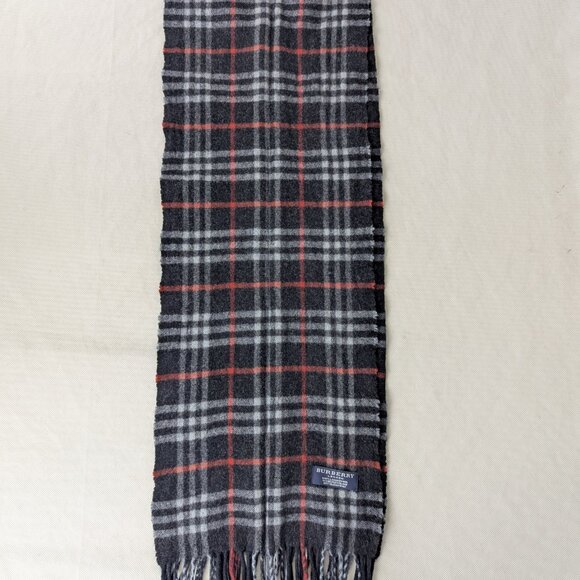 Burberry Unisex Winter Scarf Black – 100% Lambswool Check – Pre-Owned – Stylish - Picture 4 of 7
